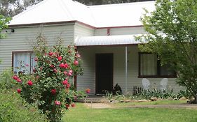 Acacia Cottage